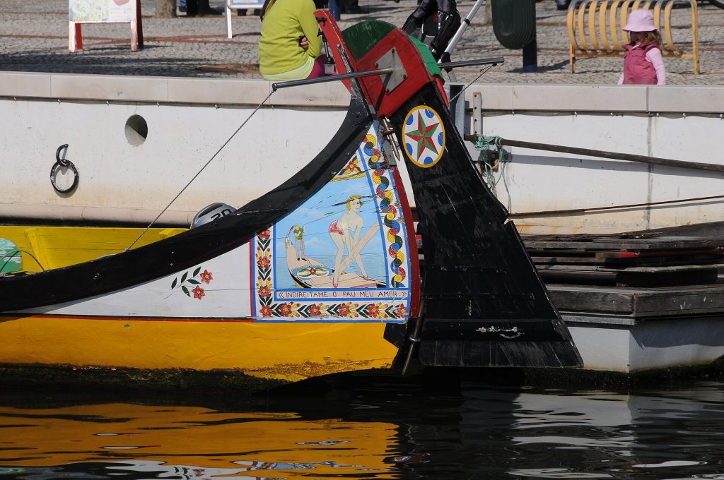 Excursions autour de Porto : les moliceiros colorés d'Aveiro