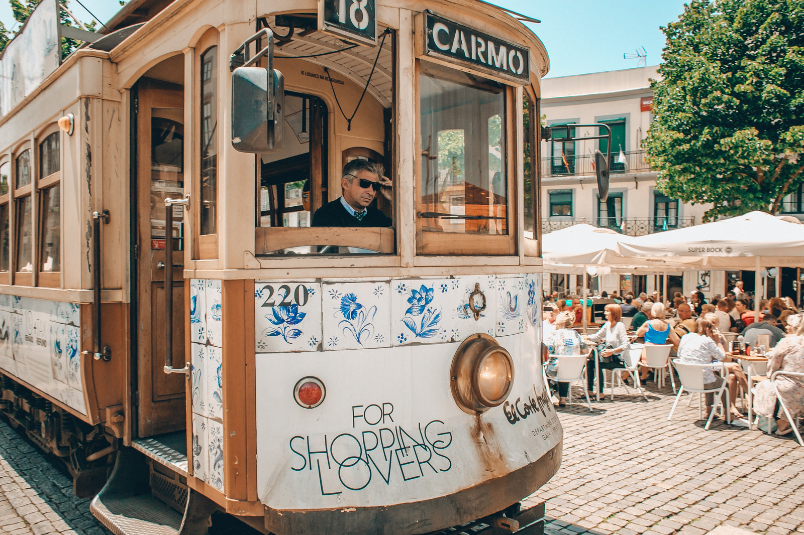 Packing essentials for visiting Porto, Portugal